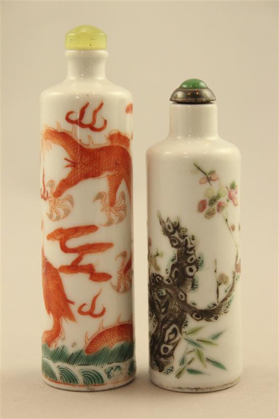 Two Chinese enamelled porcelain cylindrical snuff bottles, 1820-1900, 8.2cm